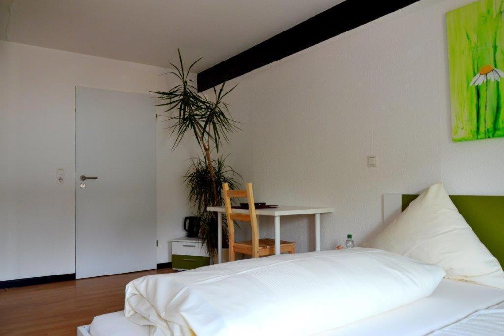 Landhaus Pohlhof Cologne Room photo